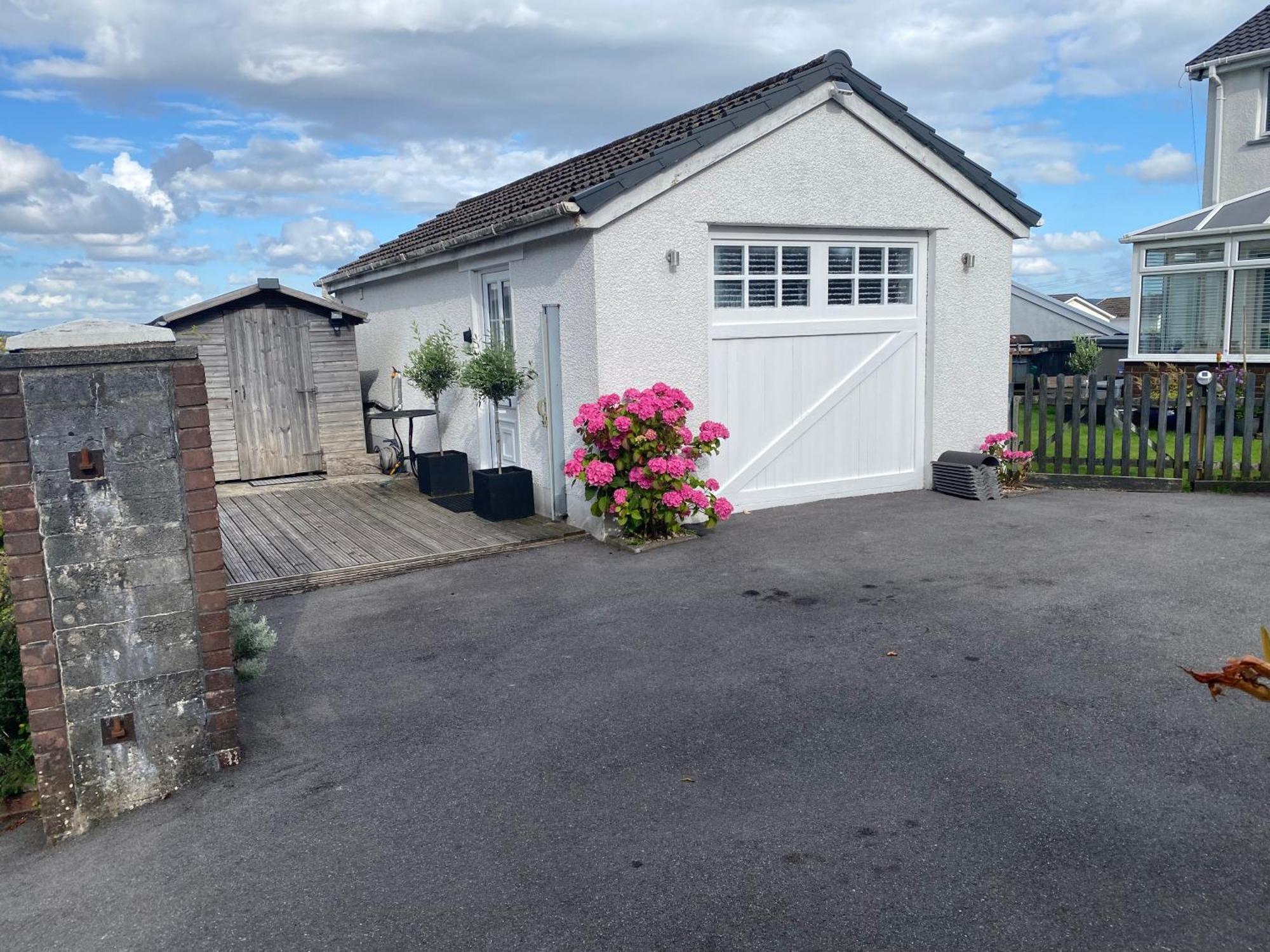 The Shed Bed & Breakfast Merthyr Tydfil Ngoại thất bức ảnh